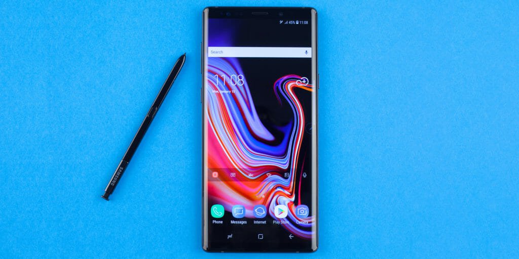 Samsung caught tweeting with an iPhone