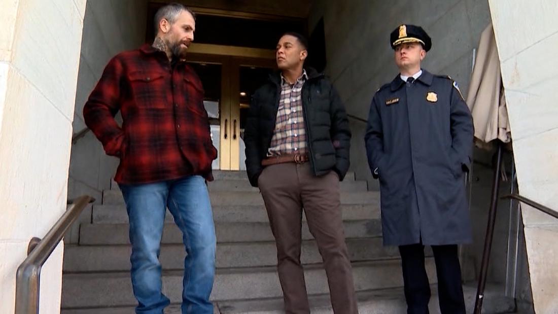 ‘Like a war zone’: Officer reflects on Jan. 6